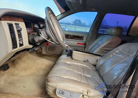 1996 Cadillac Fleetwood Base z USA, uszkodzony, nr VIN 1G6DW52P1TR702676